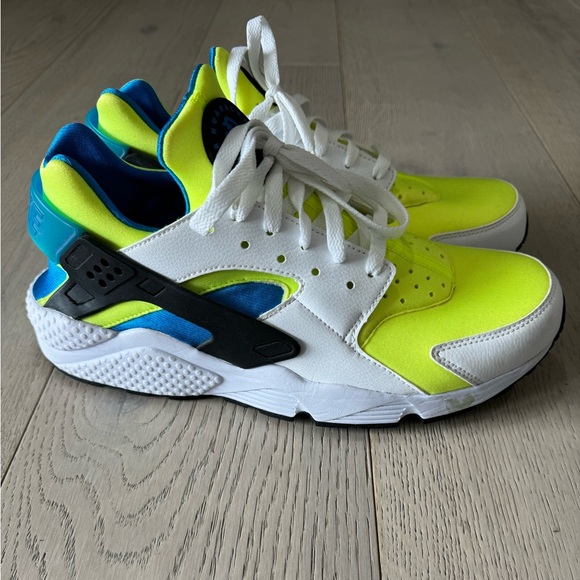 Nike Air Huarache Volt - Picture 7 of 9